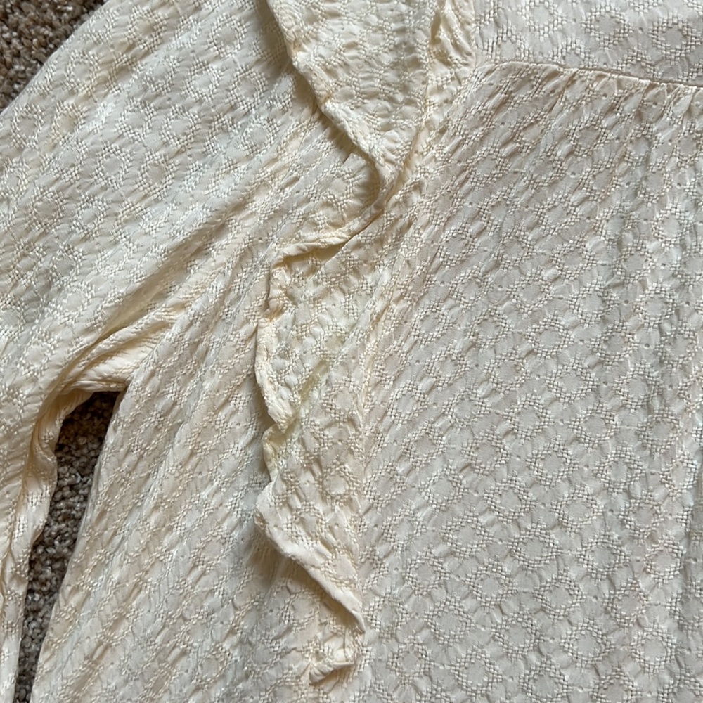 Universal Thread Blouse - Picture 8 of 8